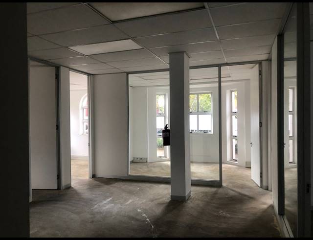 1,518M² OFFICE TO LET IN SANDTON CENTRAL